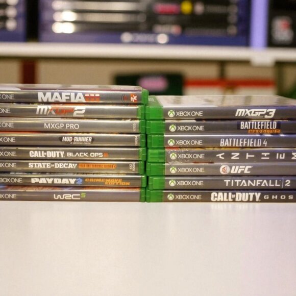 Ready To Play Microsoft Xbox One S 1TB Console Bundle - Picture 6 of 6